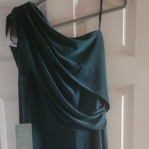 Elegant Dark Green One-Shoulder Dress